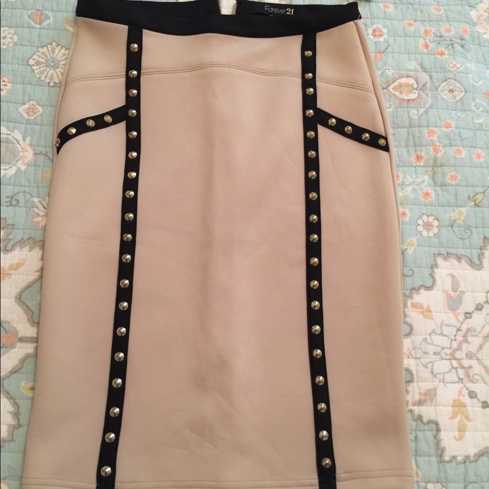 Tan and black skirt with gold studs